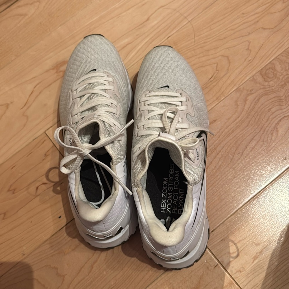 Nike air zoom fly knit golf shoes size 8